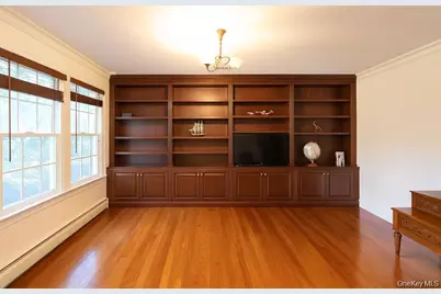 35 Moss Lane, Jericho, NY 11753 - Photo 17