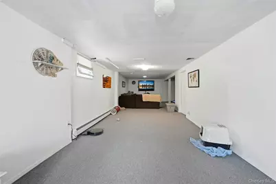 210 Bellerose Avenue, East Northport, NY 11731 - Photo 21