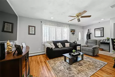 210 Bellerose Avenue, East Northport, NY 11731 - Photo 3