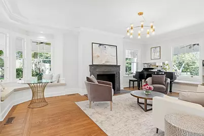 50 South Drive, Manhasset, NY 11030 - Photo 7