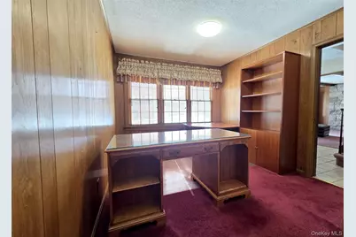 77 Jamaica Avenue, Holtsville, NY 11742 - Photo 11