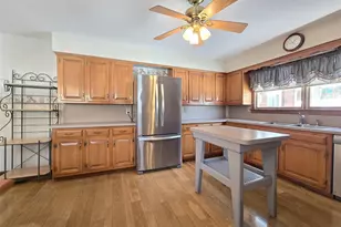 77 Jamaica Ave, Holtsville, NY 11742 - Photo 7