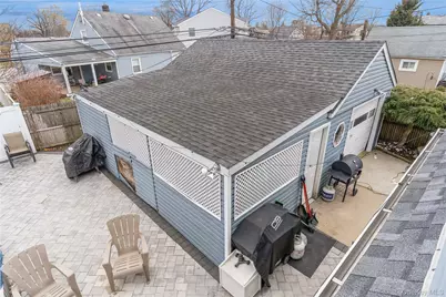 20 Peacock Lane, Levittown, NY 11756 - Photo 19