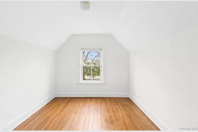 4 Weesuck Avenue, East Quogue, NY 11942 - Photo 3