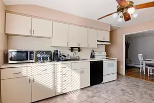 26 Clarendon St, Dix Hills, NY 11746 - Photo 5