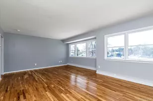 27 Marlo Ln, Hauppauge, NY 11788 - Photo 5