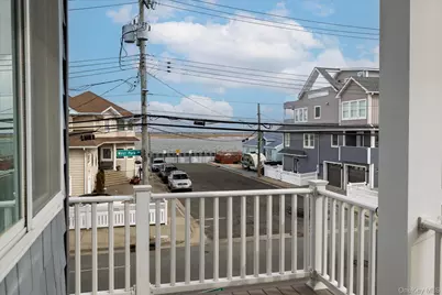 105 Virginia Avenue, Long Beach, NY 11561 - Photo 13