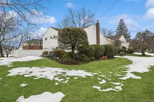 2644 Pine Ct, North Bellmore, NY 11710 - Photo 31