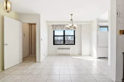 90-60 Union Turnpike #4F, Glendale, NY 11385 - Photo 7