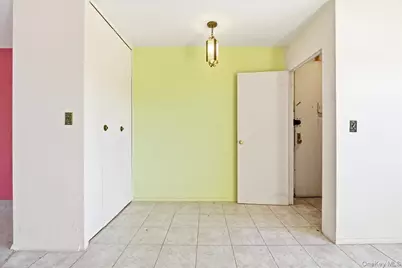 90-60 Union Turnpike #4F, Glendale, NY 11385 - Photo 5