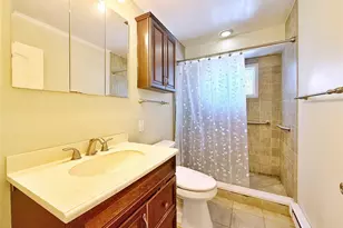 14 Willets Dr, Syosset, NY 11791 - Photo 9