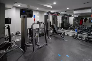 1874 Pelham Pkwy S, Bronx, NY 10461 - Photo 17