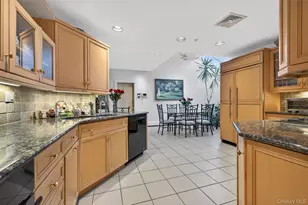 37 Shelter Ln, Roslyn Heights, NY 11577 - Photo 17