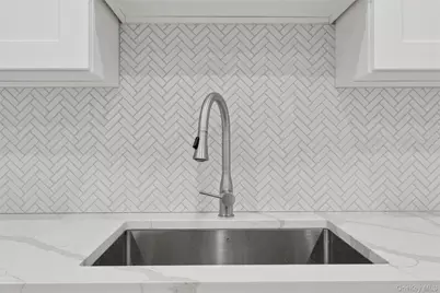 70 Pheasant Run, Roslyn, NY 11576 - Photo 31