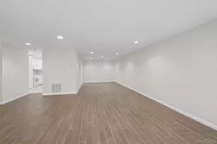 70 Pheasant Run, Roslyn, NY 11576 - Photo 39