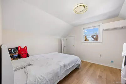 163-40 19th Avenue, Whitestone, NY 11357 - Photo 15