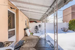 53-74 62nd St, Maspeth, NY 11378 - Photo 15