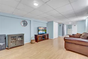 43 Westchester Ave, West Babylon, NY 11704 - Photo 23