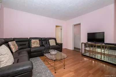 24 5th Avenue, New Rochelle, NY 10801 - Photo 5