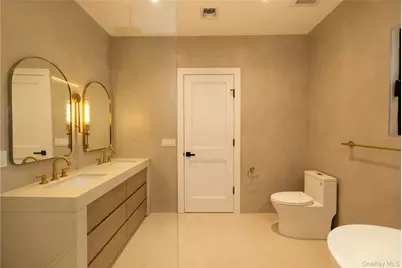 1715 Remson Avenue, Merrick, NY 11566 - Photo 13