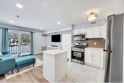 348 Artist Lake Drive, Middle Island, NY 11953 - Photo 19