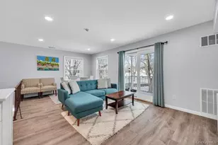 348 Artist Lake Dr, Middle Island, NY 11953 - Photo 11