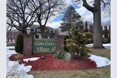 75-32 263rd Street #41B61, Glen Oaks, NY 11004 - Photo 3