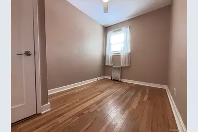 75-32 263rd Street #41B61, Glen Oaks, NY 11004 - Photo 7