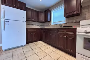 75-32 263rd St, Glen Oaks, NY 11004 - Photo 9