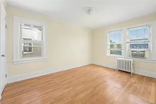 49 Malden Ave, Lynbrook, NY 11563 - Photo 15