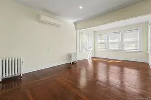49 Malden Ave, Lynbrook, NY 11563 - Photo 5