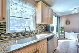 27 Red Schoolhouse Rd, Spring Valley, NY 10977 - Photo 11