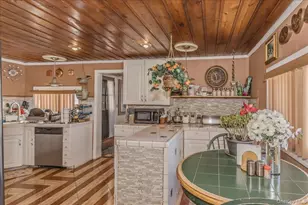 12 Stone Blvd, Massapequa, NY 11758 - Photo 13