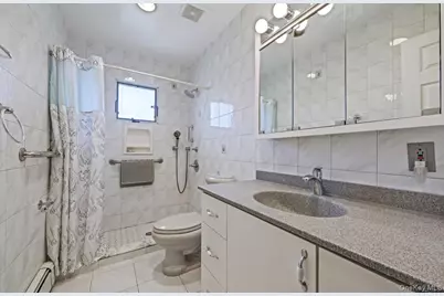 8 Leeward Lane, Commack, NY 11725 - Photo 11