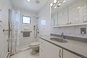 8 Leeward Ln, Commack, NY 11725 - Photo 11