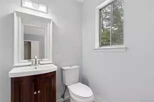 5 Cattalo Cir, East Hampton, NY 11937 - Photo 15