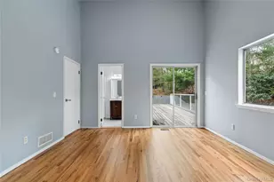5 Cattalo Cir, East Hampton, NY 11937 - Photo 13