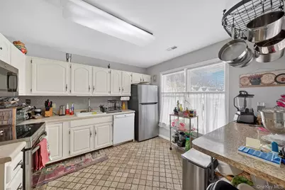 325 Cornwall Meadows Lane, Patterson, NY 12563 - Photo 5