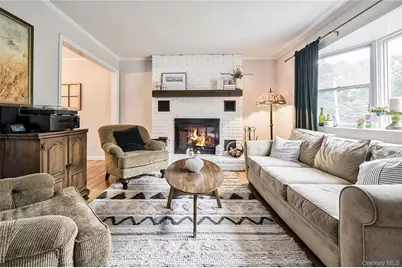 31 Circle Drive, East Northport, NY 11731 - Photo 7