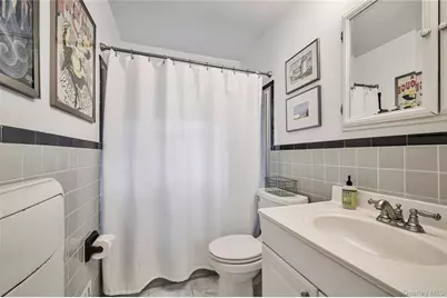 31 Circle Drive, East Northport, NY 11731 - Photo 17