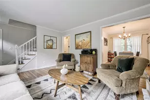 31 Circle Dr, East Northport, NY 11731 - Photo 9