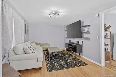 10 Maple Avenue N, Loch Sheldrake, NY 12779 - Photo 3