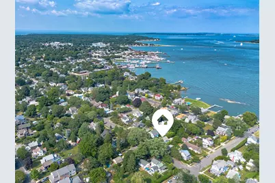 210 5th Street, Greenport, NY 11944 - Photo 3