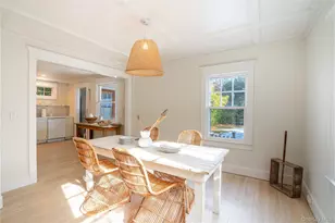 210 5th St, Greenport, NY 11944 - Photo 9