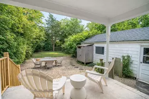 210 5th St, Greenport, NY 11944 - Photo 25