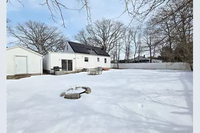 214 Van Buren Street, West Babylon, NY 11704 - Photo 19