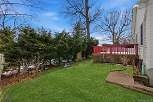 43 Ridgeway Blvd, Bay Shore, NY 11706 - Photo 25