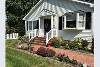 43 Ridgeway Boulevard, Bay Shore, NY 11706 - Photo 33