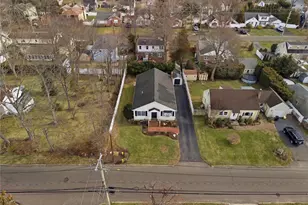 43 Ridgeway Blvd, Bay Shore, NY 11706 - Photo 29