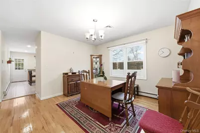 43 Ridgeway Boulevard, Bay Shore, NY 11706 - Photo 9